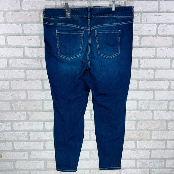 Torrid NWT Jegging Supersoft High Rise Jeans in Blue Grotto Wash Size 22 - Picture 5 of 10